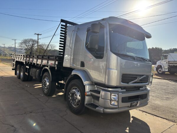 VOLVO VM 310 2008