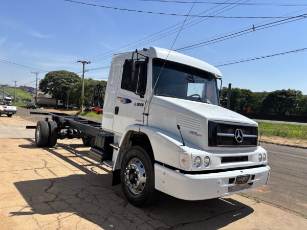 MERCEDES BENZ 1318 2008