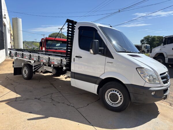 MERCEDES BENZ 311CDISTREETC 2016