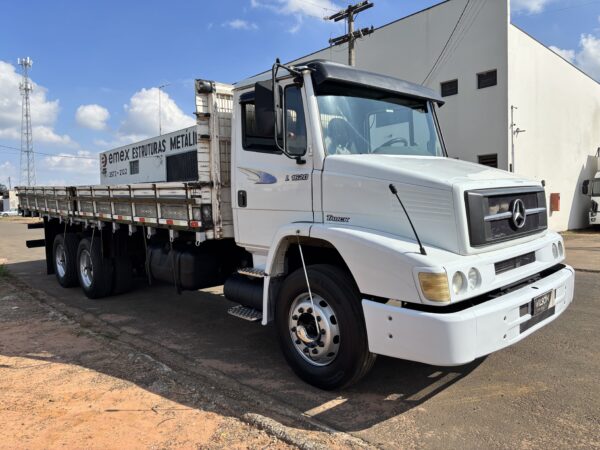MERCEDES BENZ 1620 2003